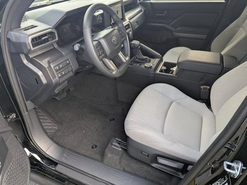 Used 2026 Toyota 4Runner SR5 RWD image 9