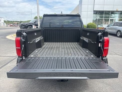 New 2026 Toyota Tacoma SR5 AWD/4WD image 11