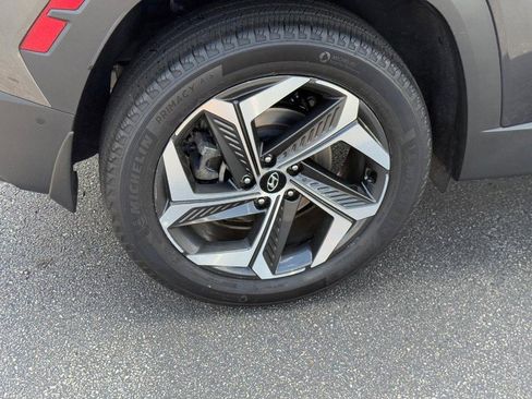 Used 2023 Hyundai Tucson Limited w/ Winter Package image 8