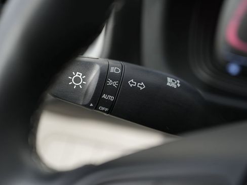 Used 2023 Hyundai Venue SEL w/ Cargo Package image 44