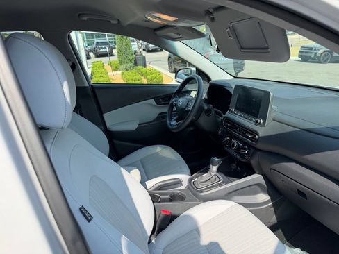 Certified 2023 Hyundai Kona SEL w/ Cargo Package FWD image 6