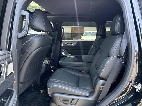 Used 2025 INFINITI QX80 Autograph AWD/4WD image 17