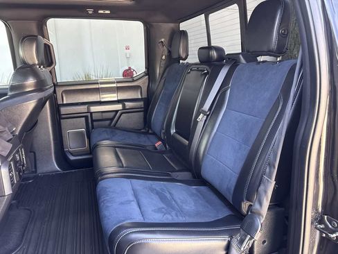 Used 2019 Ford F150 Raptor w/ Equipment Group 802A Luxury AWD/4WD image 12