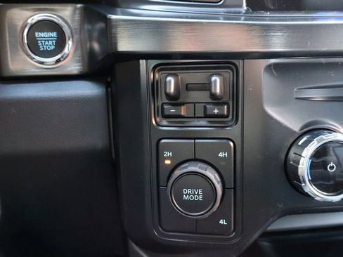 New 2026 Ford F250 Lariat w/ Chrome Package image 31