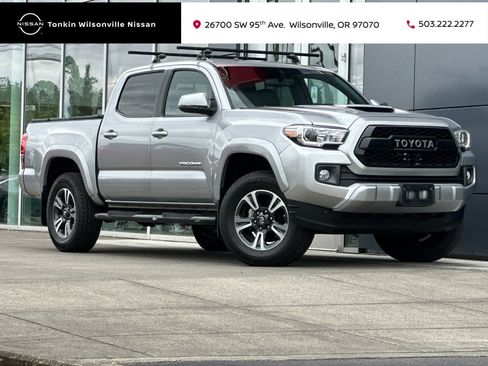 Used 2017 Toyota Tacoma TRD Sport w/ Premium & Technology Package AWD/4WD image 1