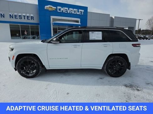 Used 2023 Jeep Grand Cherokee Overland w/ Luxury Tech Group IV image 6