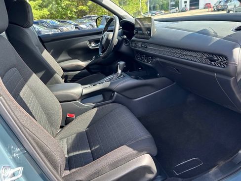Used 2024 Honda HR-V Sport image 25