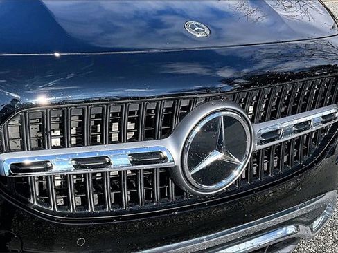 Certified 2025 Mercedes-Benz GLA 250 4MATIC image 36