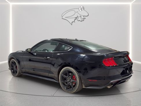 Used 2018 Ford Mustang Coupe w/ Equipment Group 101A RWD image 3
