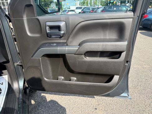 Used 2019 Chevrolet Silverado 1500 LT AWD/4WD image 22
