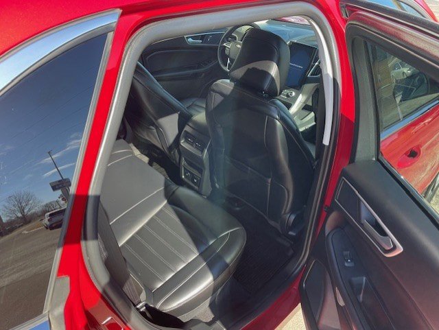 Used 2024 Ford Edge SEL w/ Convenience Package AWD/4WD image 5