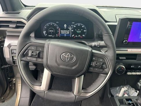 New 2025 Toyota Tacoma TRD Off-Road image 15