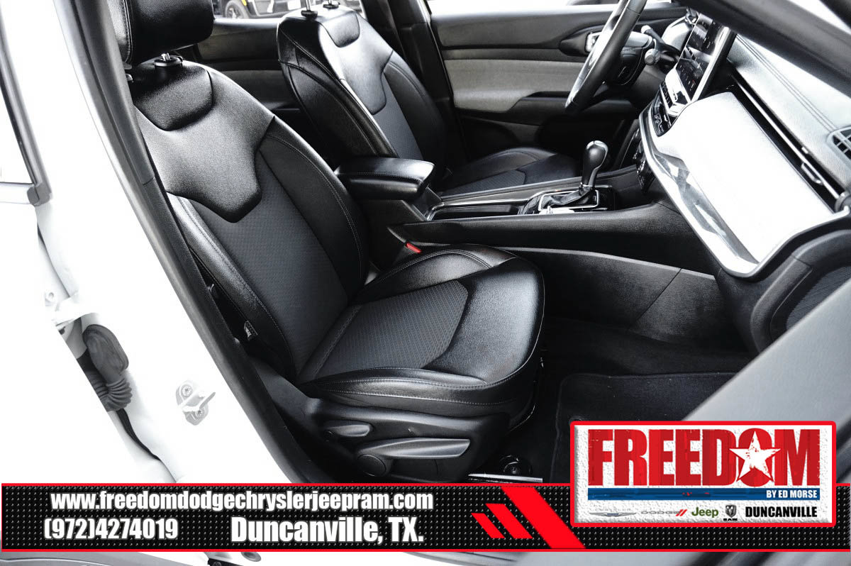 Used 2024 Jeep Compass Latitude AWD/4WD image 15