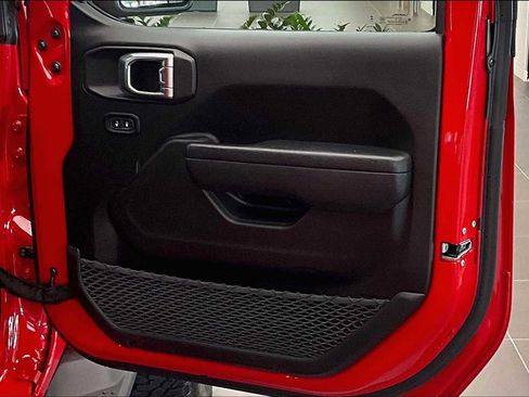 Used 2024 Jeep Wrangler Unlimited Rubicon w/ XTREMEE 35" Tire Package image 20