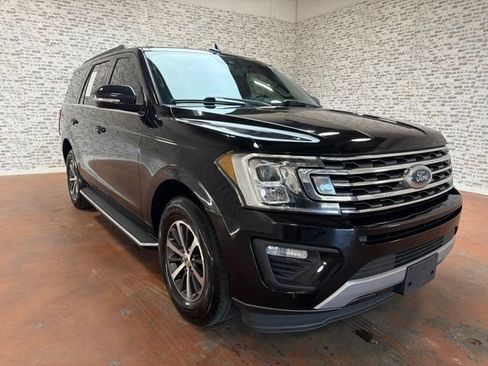 Used 2019 Ford Expedition XLT w/ Equipment Group 202A RWD image 9