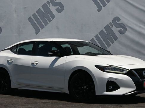 Used 2019 Nissan Maxima SR w/ Illumination Package image 3
