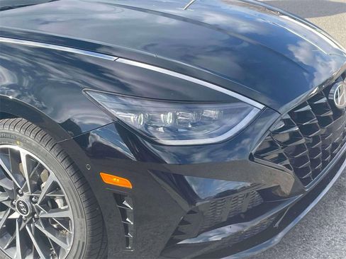 Used 2023 Hyundai Sonata Limited image 10