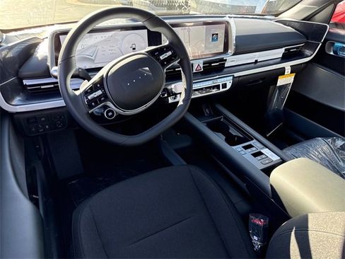 New 2025 Hyundai Ioniq 6 SE image 6
