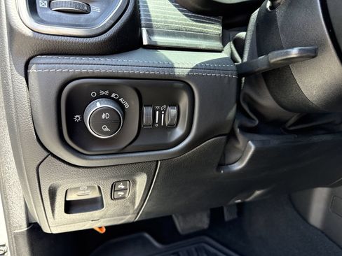 Used 2020 RAM 1500 Limited AWD/4WD image 16