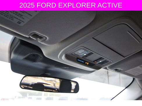 Used 2025 Ford Explorer Active RWD image 24