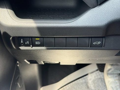 Certified 2025 Toyota RAV4 XLE w/ Convenience Package AWD/4WD image 25
