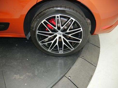 Certified 2023 Porsche Macan S AWD/4WD image 15