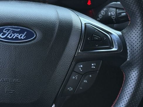 Used 2021 Ford Edge ST-Line FWD image 14