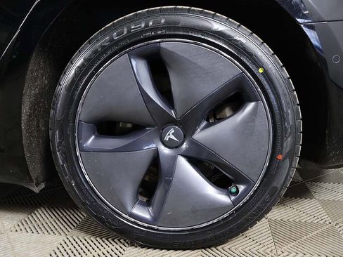 Used 2018 Tesla Model 3 Performance image 22
