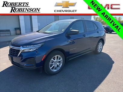 Used 2023 Chevrolet Equinox LS w/ LS Convenience Package