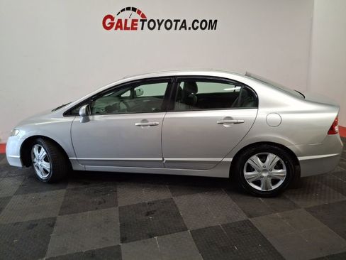 Used 2010 Honda Civic LX image 9