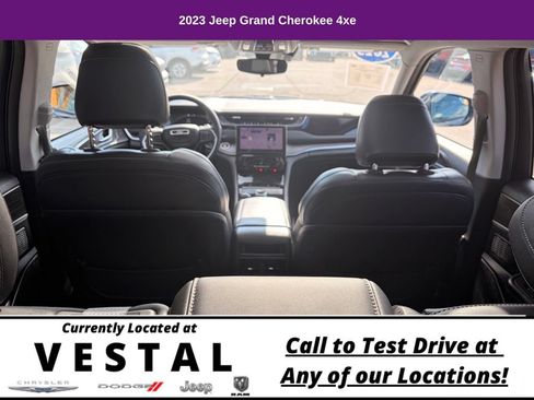 Used 2023 Jeep Grand Cherokee 4WD 4xe image 12