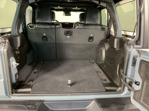 Used 2024 Jeep Wrangler Unlimited Rubicon w/ Capability Package AWD/4WD image 13