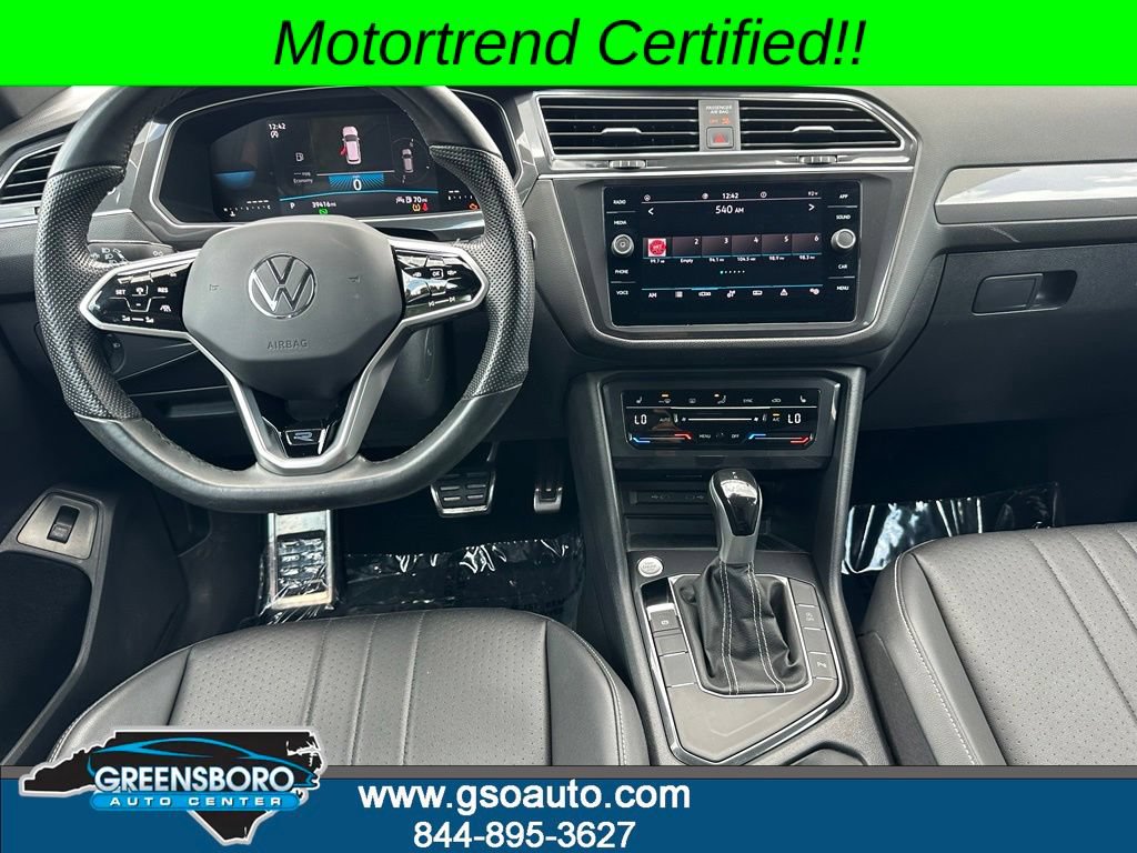 Used 2024 Volkswagen Tiguan SE R-Line FWD image 4
