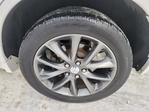 Used 2018 Dodge Durango GT image 36