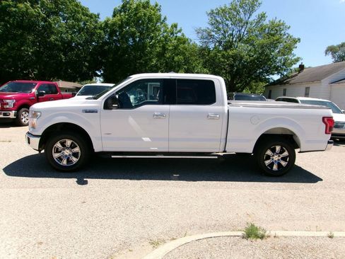 Used 2015 Ford F150 XLT w/ Equipment Group 302A Luxury AWD/4WD image 2