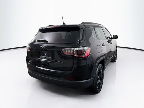 Used 2025 Jeep Compass Latitude w/ Altitude Special Edition AWD/4WD image 7