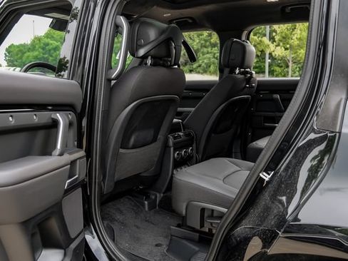 New 2025 Land Rover Defender 130 V8 AWD/4WD image 48