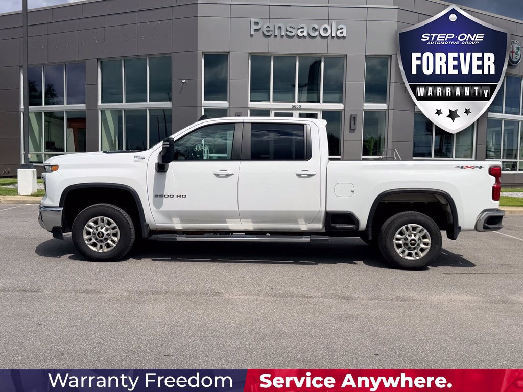 Used 2025 Chevrolet Silverado 2500 LT w/ Convenience Package AWD/4WD image 3