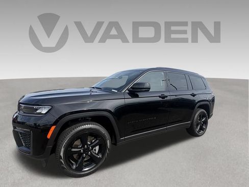 New 2026 Jeep Grand Cherokee L Limited w/ Limited Altitude Package AWD/4WD image 1