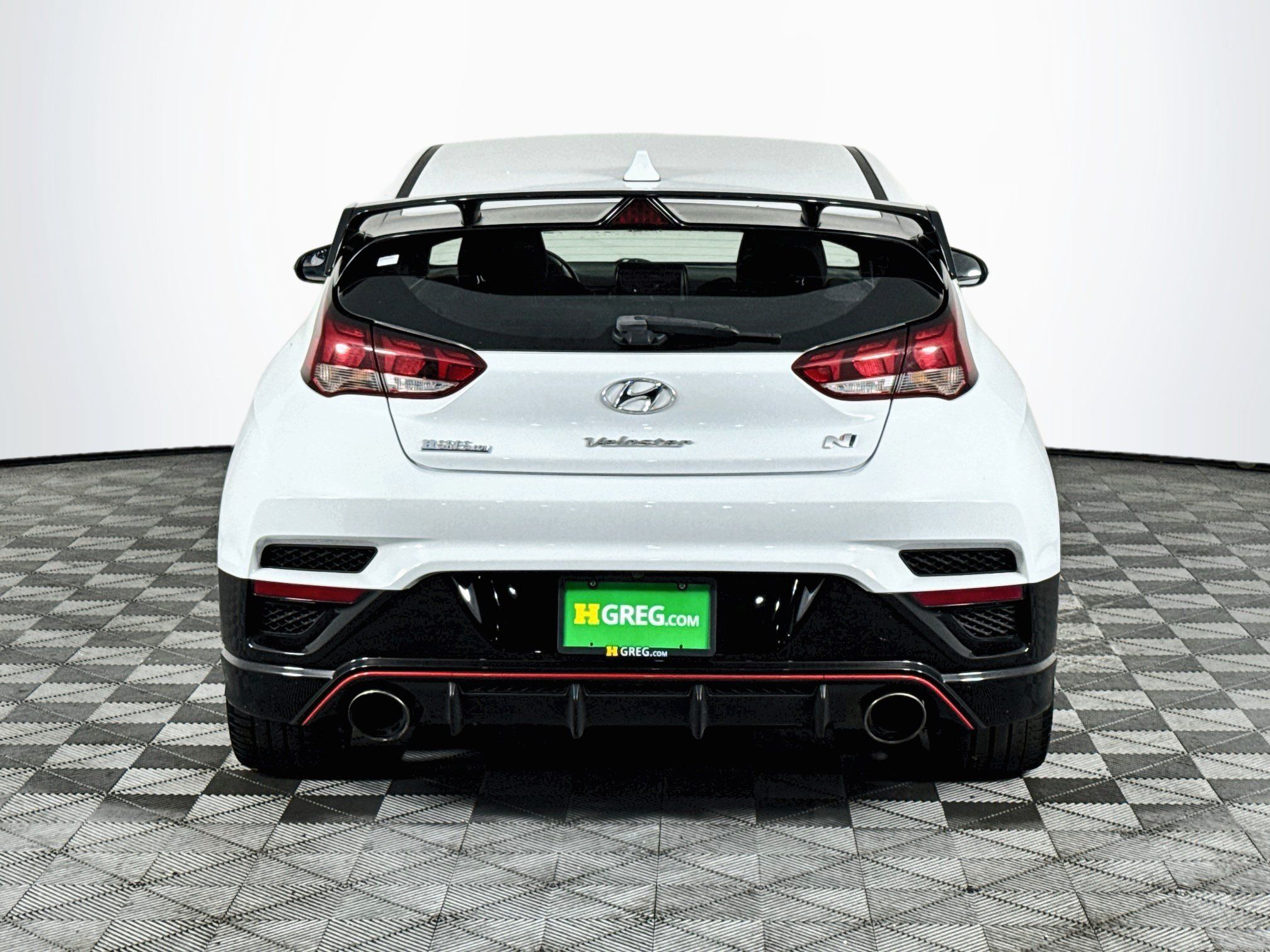 Used 2020 Hyundai Veloster N w/ Performance Package FWD image 7