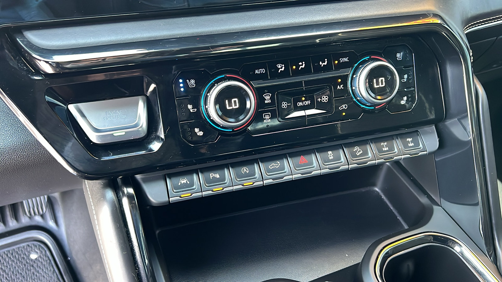 Certified 2024 GMC Sierra 1500 AT4X AWD/4WD image 23
