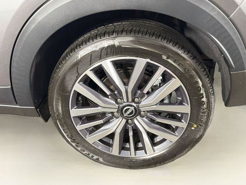 Used 2024 Nissan Kicks SR FWD image 33