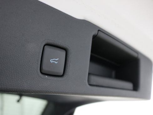 Used 2022 Ford Escape SEL image 10