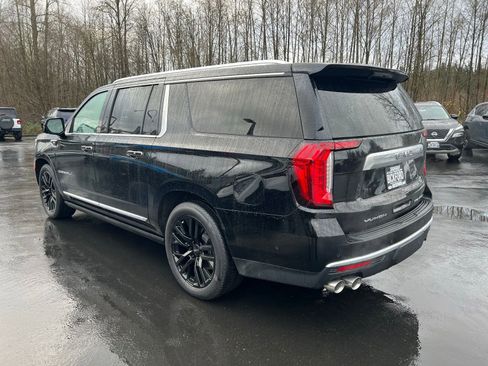 Used 2023 GMC Yukon XL Denali image 8