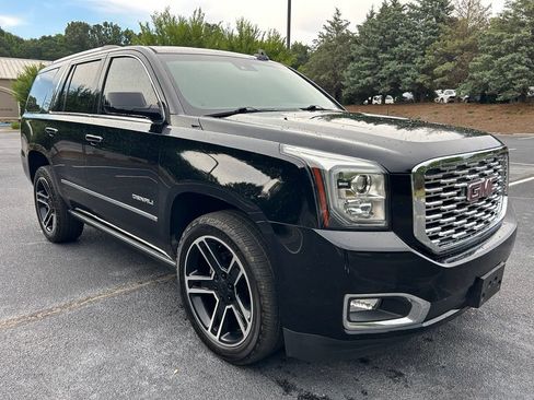 Used 2018 GMC Yukon Denali w/ Open Road Package AWD/4WD image 26