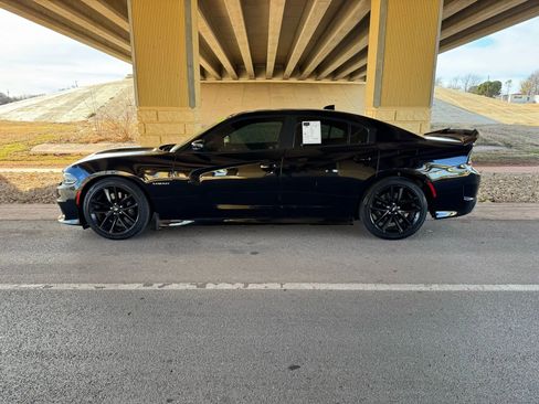 Used 2021 Dodge Charger R/T w/ Performance Handling Group image 4