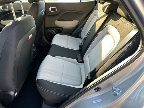 New 2025 Hyundai Venue SEL image 26