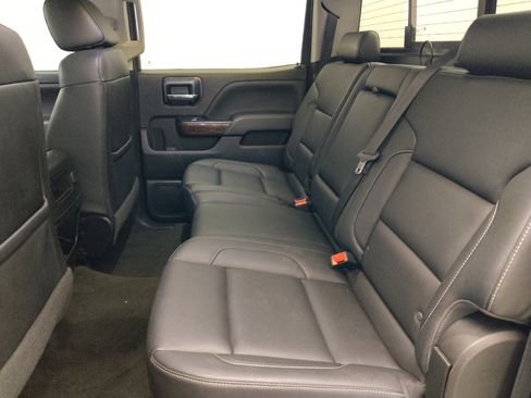 Used 2018 GMC Sierra 1500 SLT w/ SLT Premium Package RWD image 18