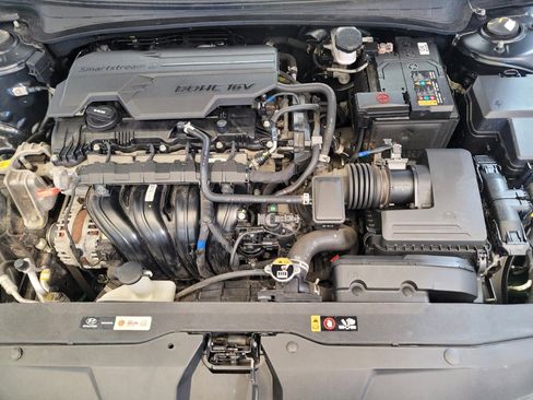 Used 2023 Hyundai Elantra SEL w/ Preferred Accessory Package FWD image 30