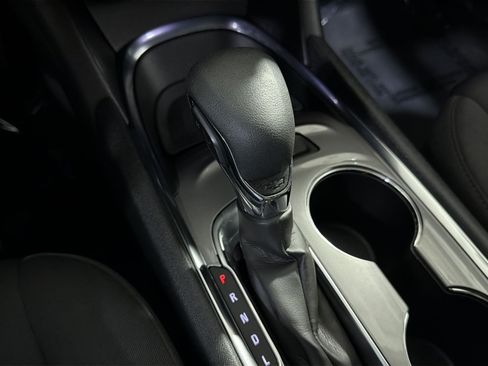 Used 2024 Chevrolet Malibu LT FWD image 22